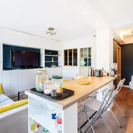 2 Mitoyens, Saint Michel, Parking, Wifi