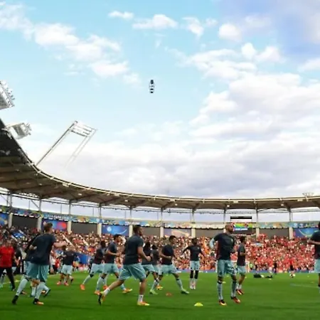 2 Mitoyens, Saint Michel, Parking, Wifi