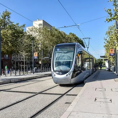 2 Mitoyens, Saint Michel, Parking, Wifi